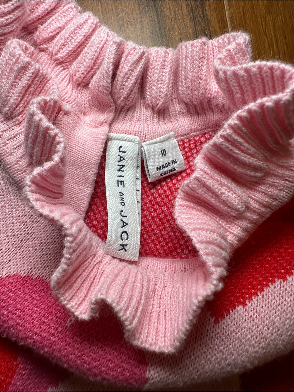 Janie and Jack Pink Sweater with Red & Dark Pink Heart Pattern NWOT - Picture 2 of 3